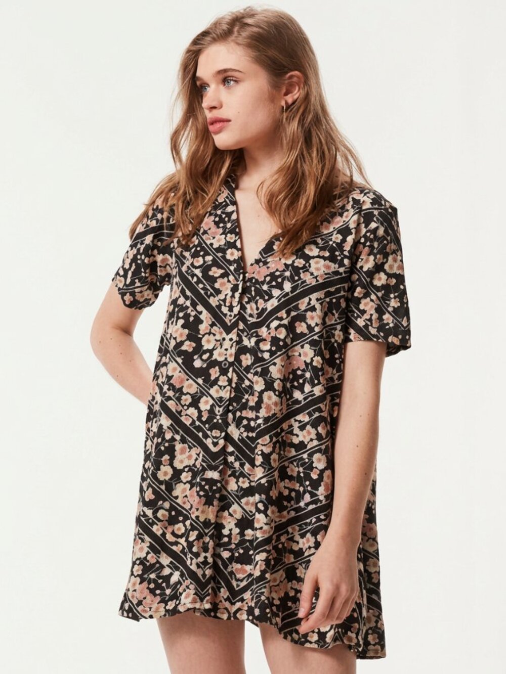 Motel Rocks boho floral Crosena dress in Cosmic Daisy